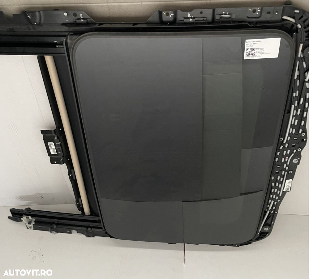 Trapa panoramic BMW seria 3 G20 G21 sticla motoras tapiterie - 1