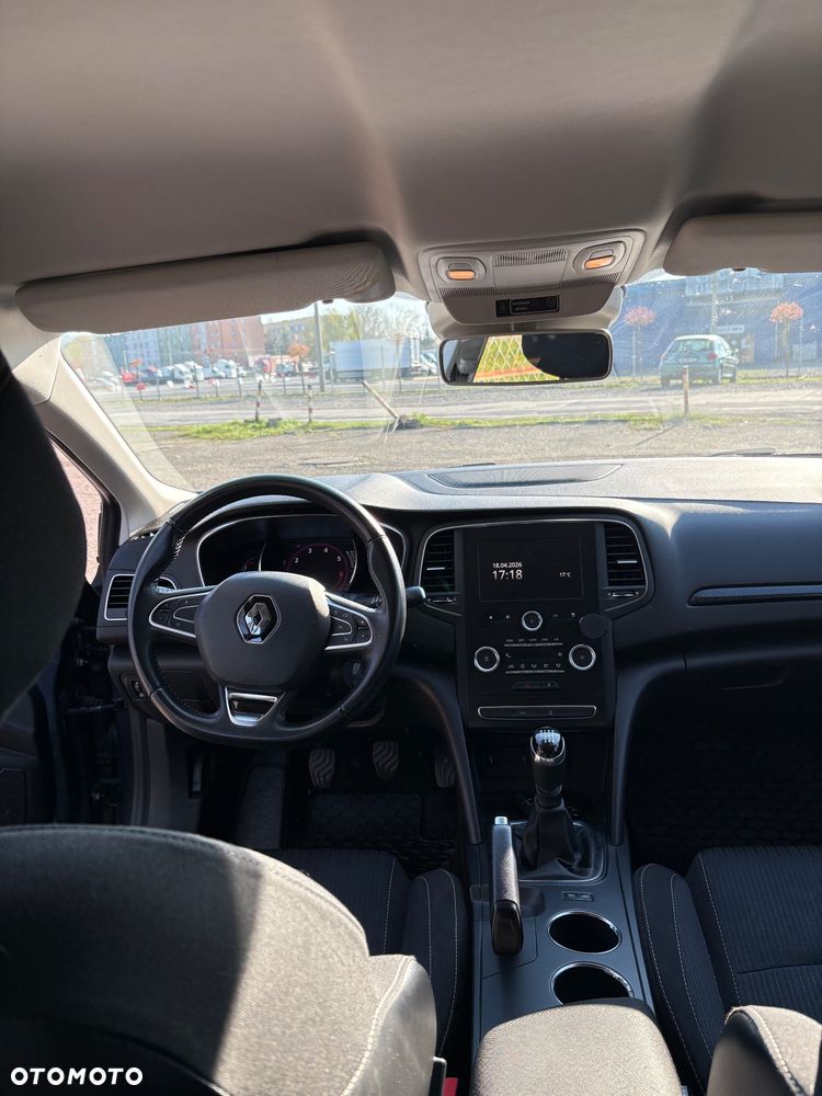 Renault Megane ENERGY TCe 100 EXPERIENCE - 19
