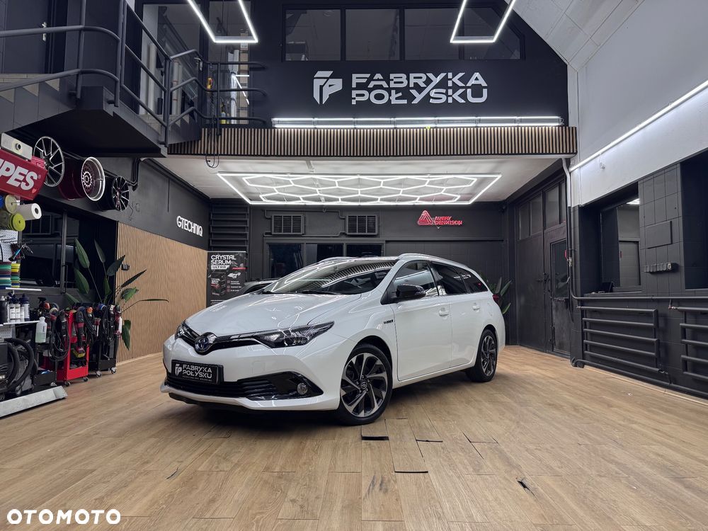 Toyota Auris - 1
