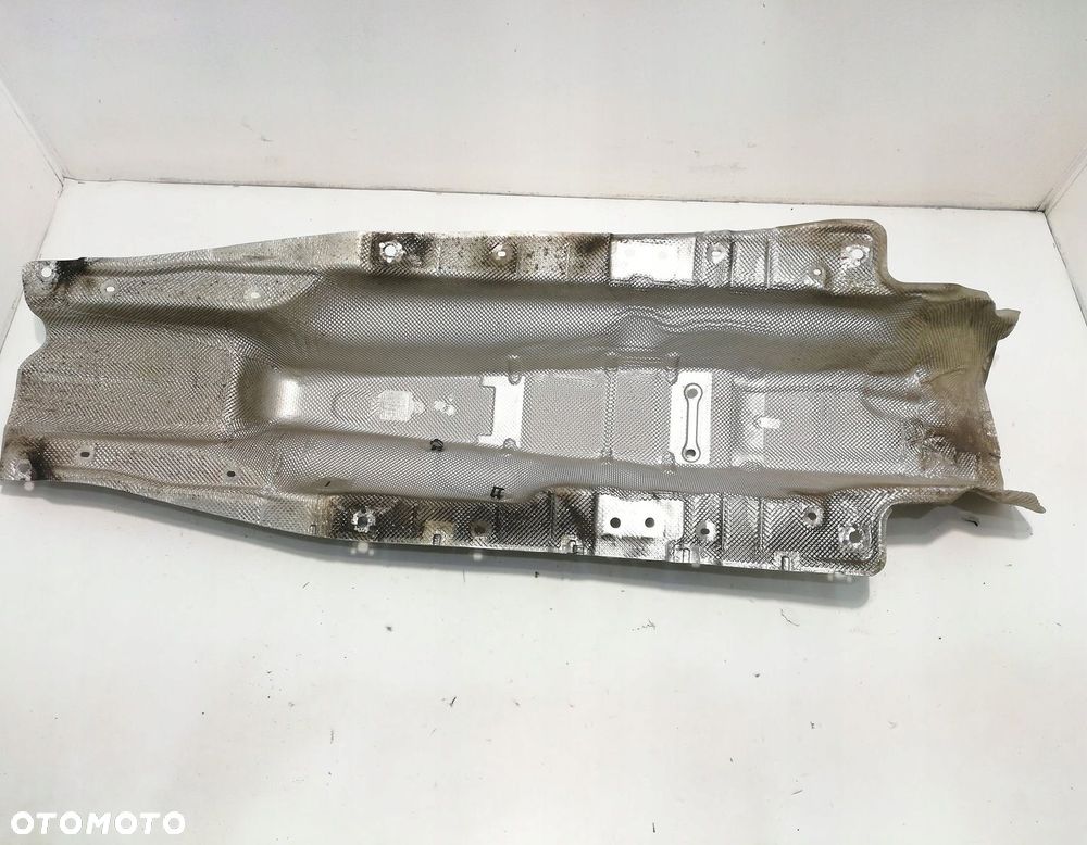 OSŁONA TERMICZNA TŁUMIKA ŚRODKOWEGO VW TOURAN II 5T 1.6 TDI 5QA825661 - 3