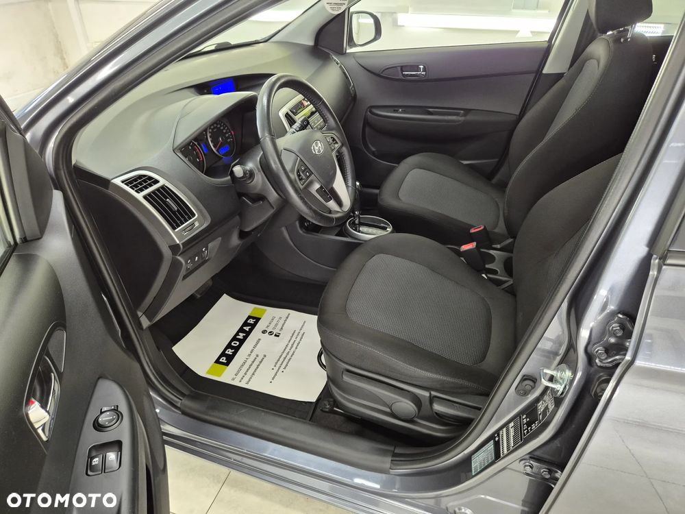 Hyundai i20 1.4 Automatik Comfort - 22