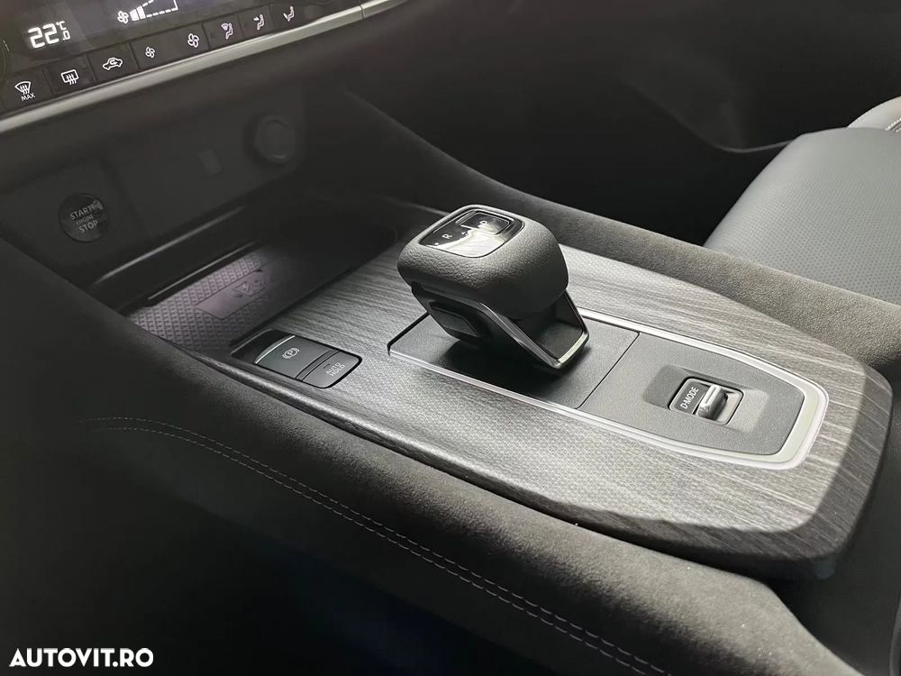 Nissan Qashqai 1.3 l 156CP X-Tronic MHEV Tekna Plus - 19