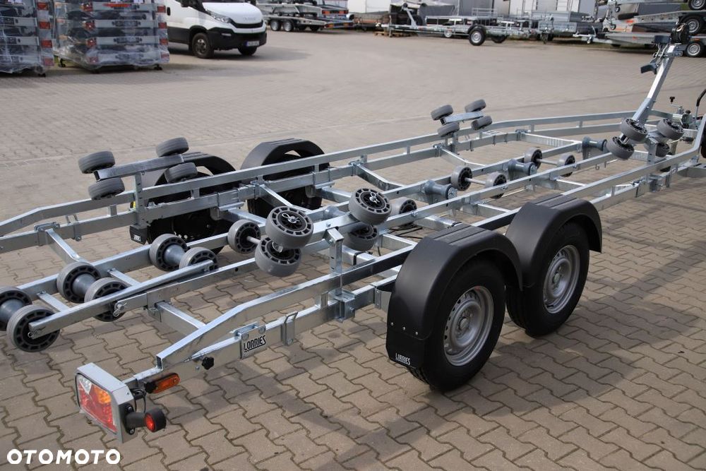 Lorries Przyczepa Podłodziowa PP25-8025 Do Łodzi Max 7,8 M DMC 2700 kg Tylne Lampy LED - 12