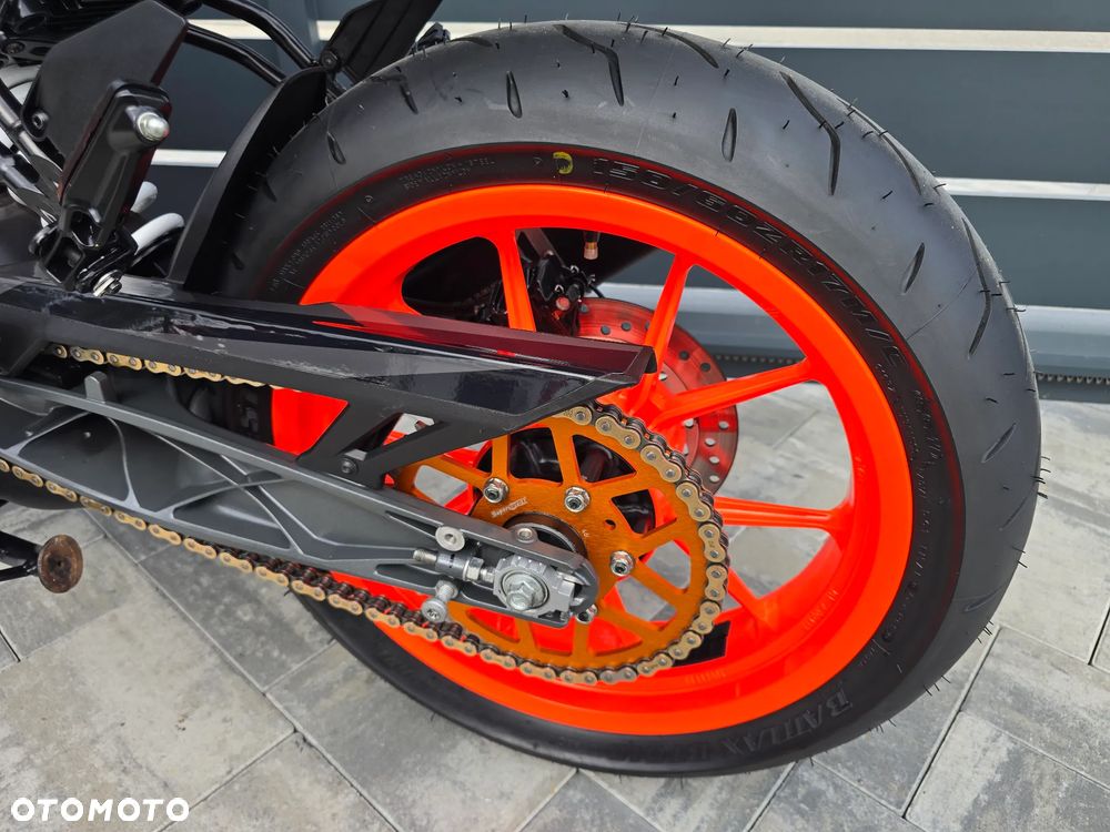 KTM Duke 390 - 15