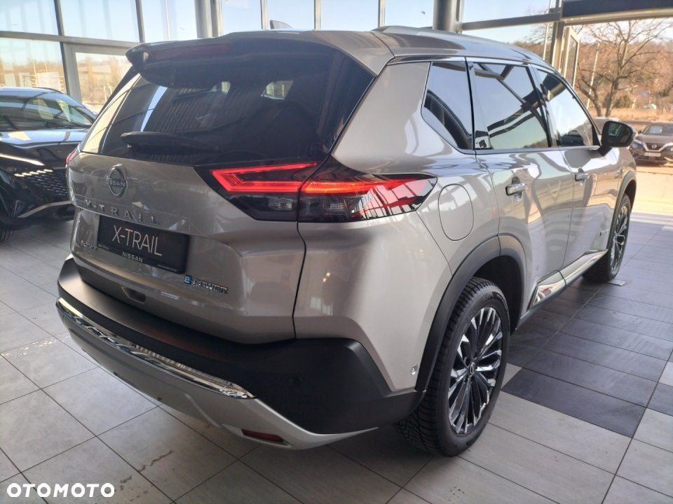 Nissan X-Trail - 10