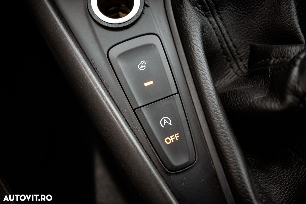 Ford Focus 1.0 EcoBoost Trend - 28