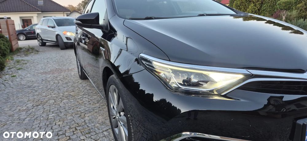 Toyota Auris - 10