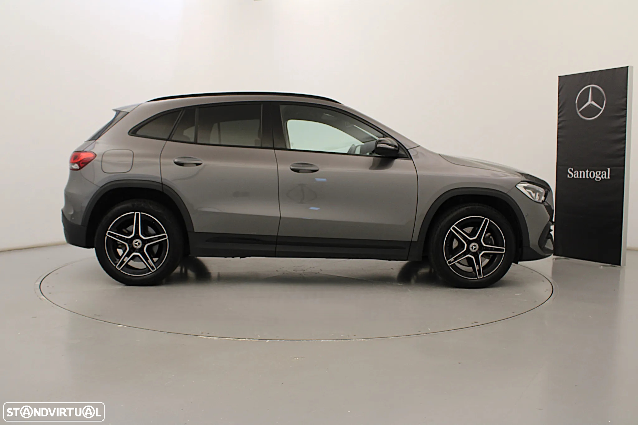 Mercedes-Benz GLA 250 e AMG Line - 4