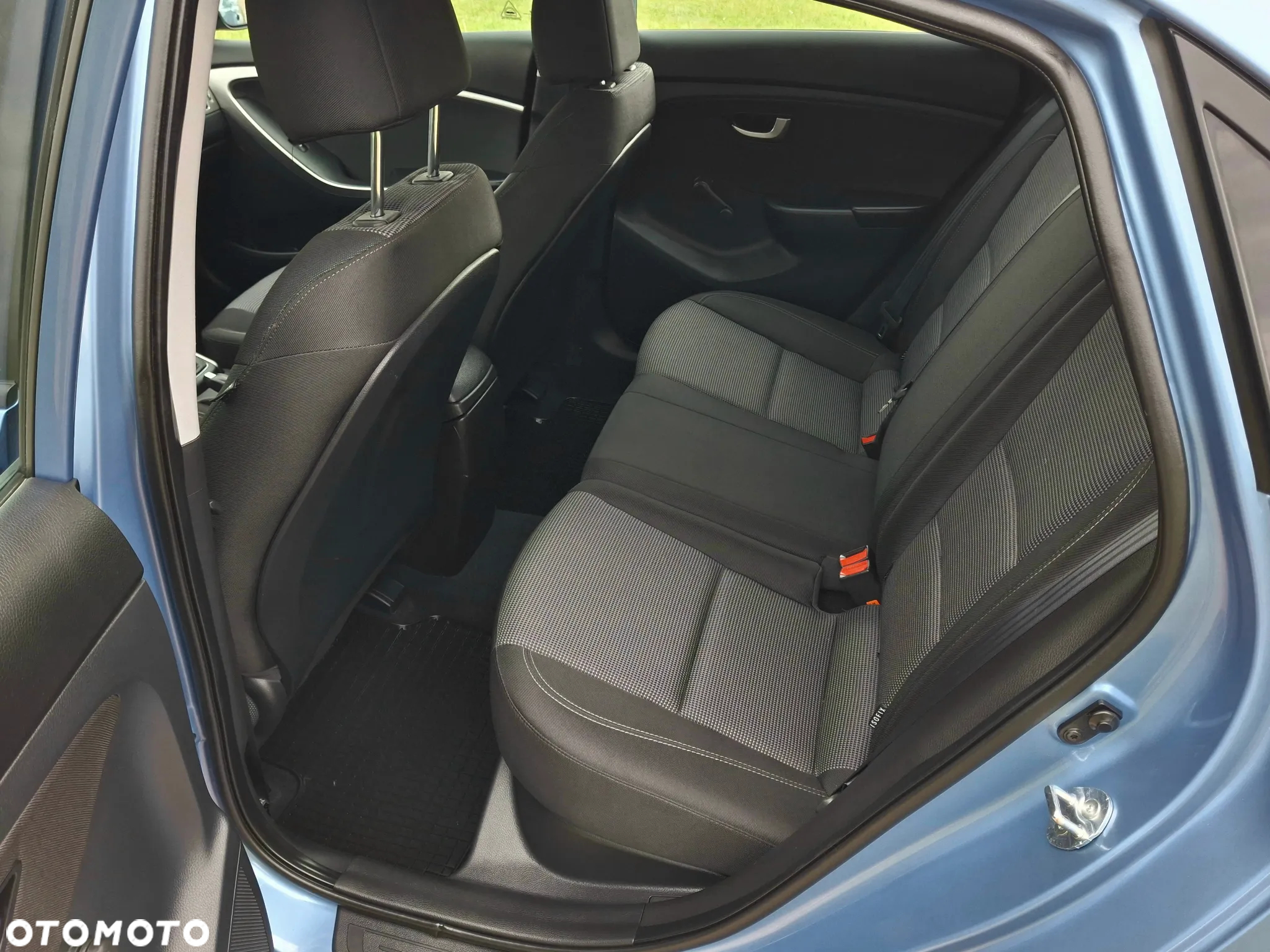 Hyundai i30 1.6 CRDi BlueDrive Premium - 28