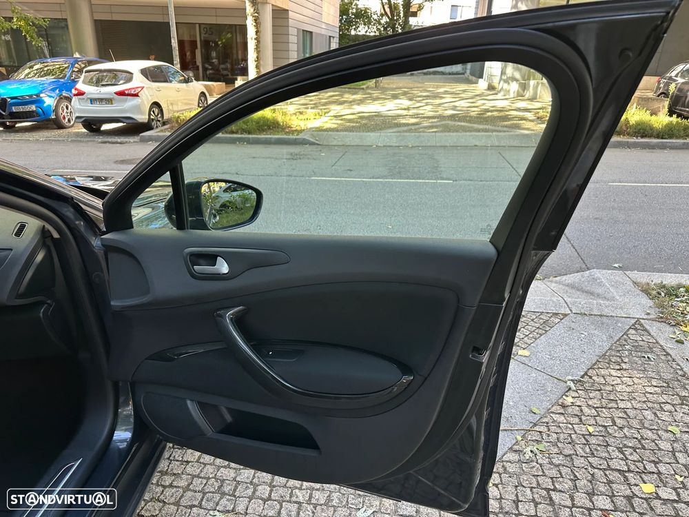 Citroën C5 2.0 HDi Exclusive Auto-A. - 18
