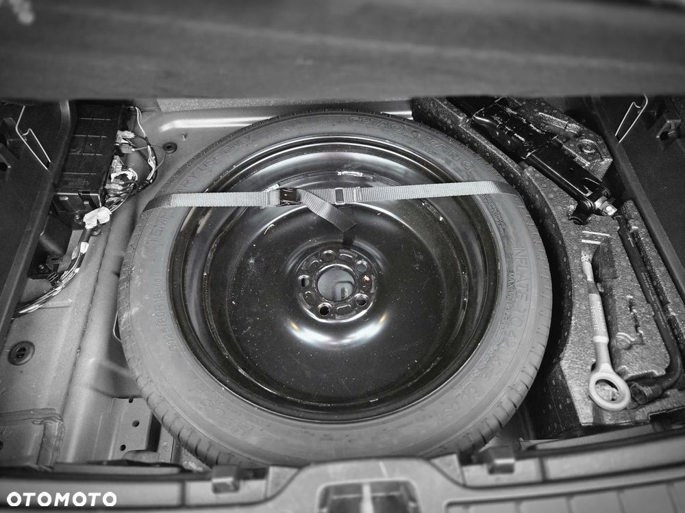 Volvo XC 40 T5 AWD Geartronic R-Design - 18