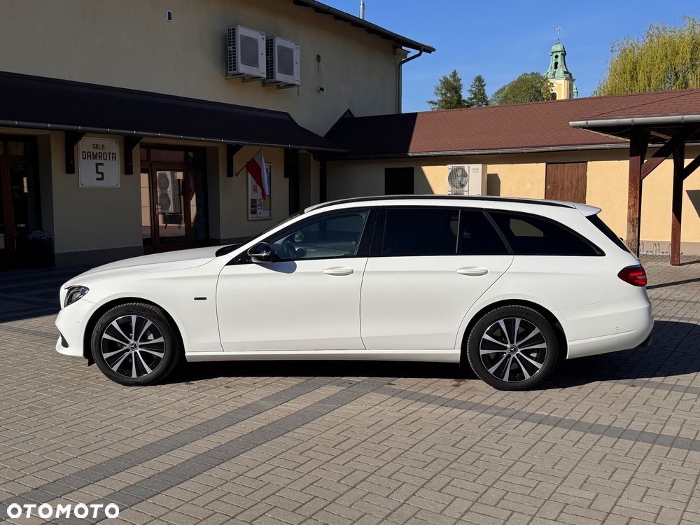 Mercedes-Benz Klasa E 300 de 9G-TRONIC Exclusive - 3