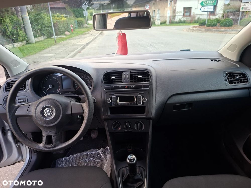 Volkswagen Polo - 8