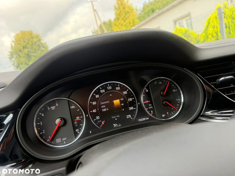 Opel Insignia - 18
