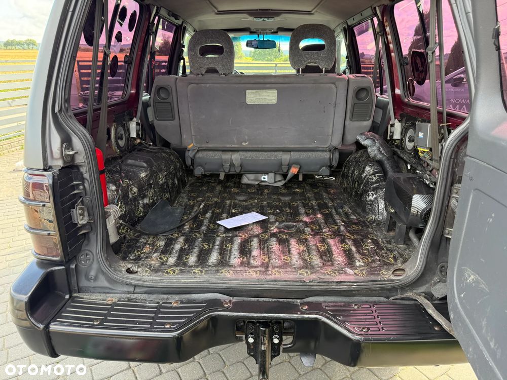 Mitsubishi Pajero - 13