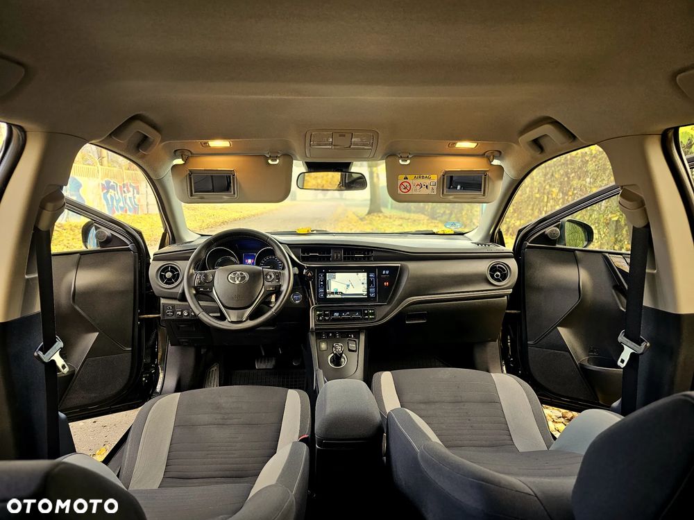 Toyota Auris 1.8 HSD Luna - 20