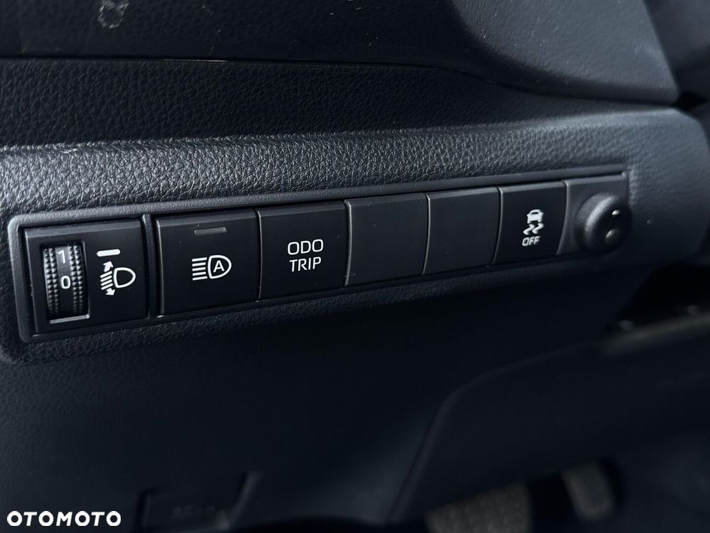 Toyota Corolla 1.8 Hybrid Comfort - 28