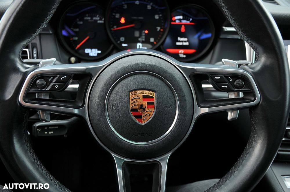 Porsche Macan PDK - 34