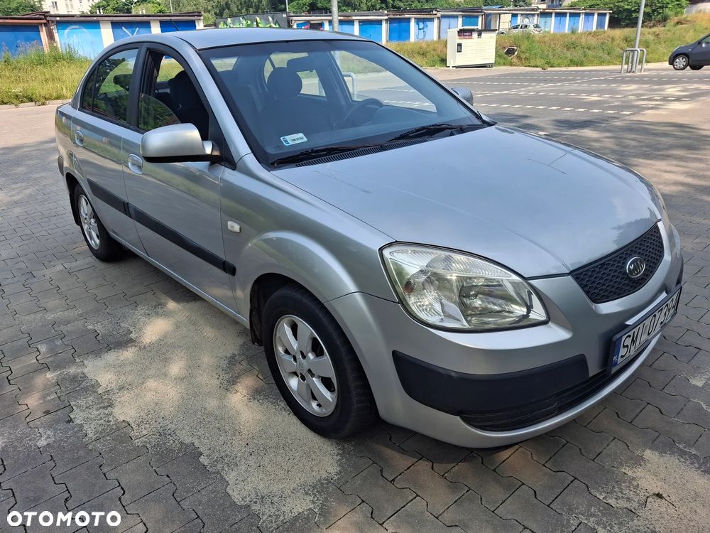 Kia Rio 1.4 Family + - 3