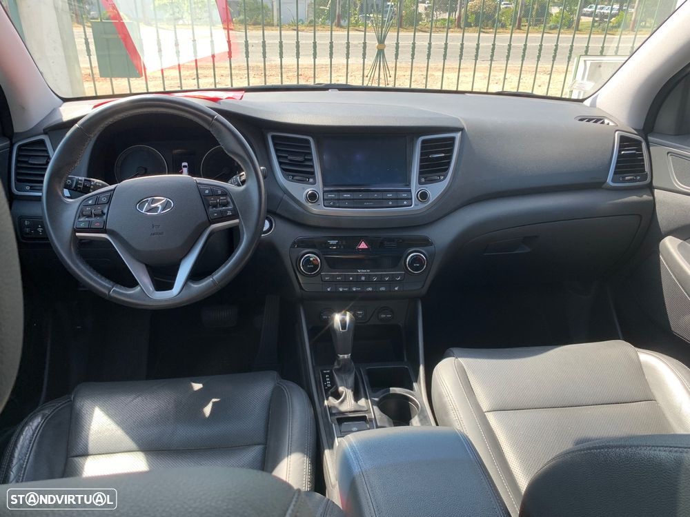 Hyundai Tucson 1.7 CRDi Premium DCT - 27
