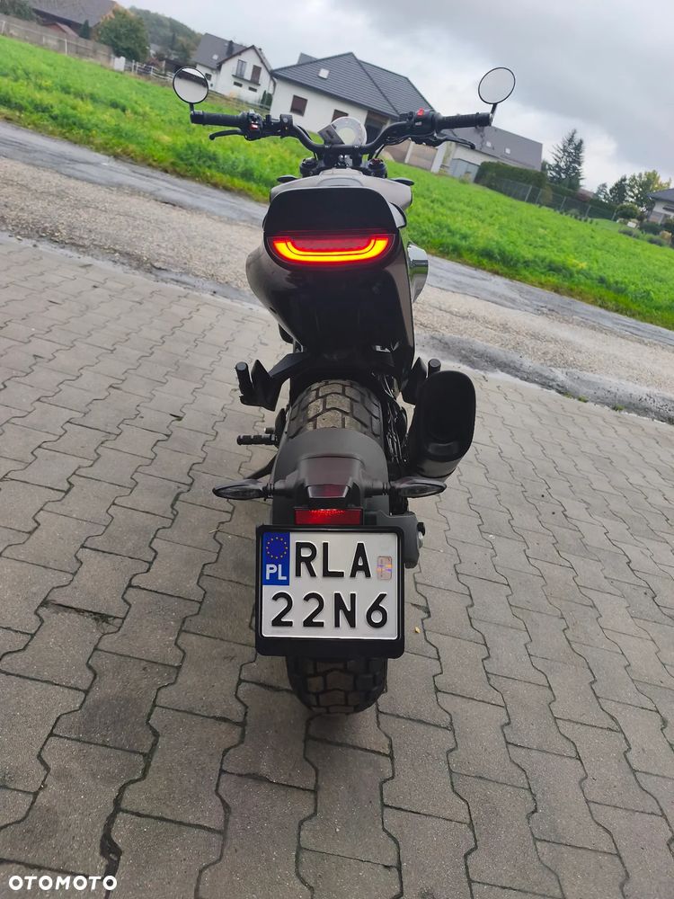Husqvarna 701 - 14