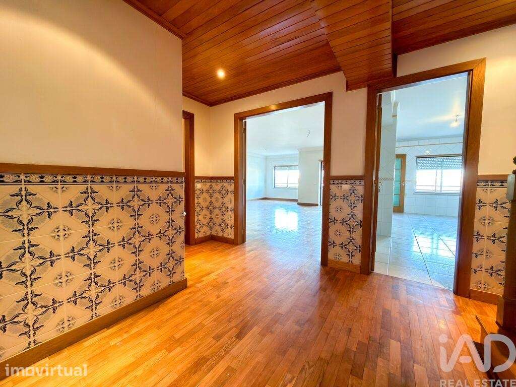 Duplex em Leiria, Pousos, Barreira e Cortes de 297 m2 - Grande imagem: 3/39