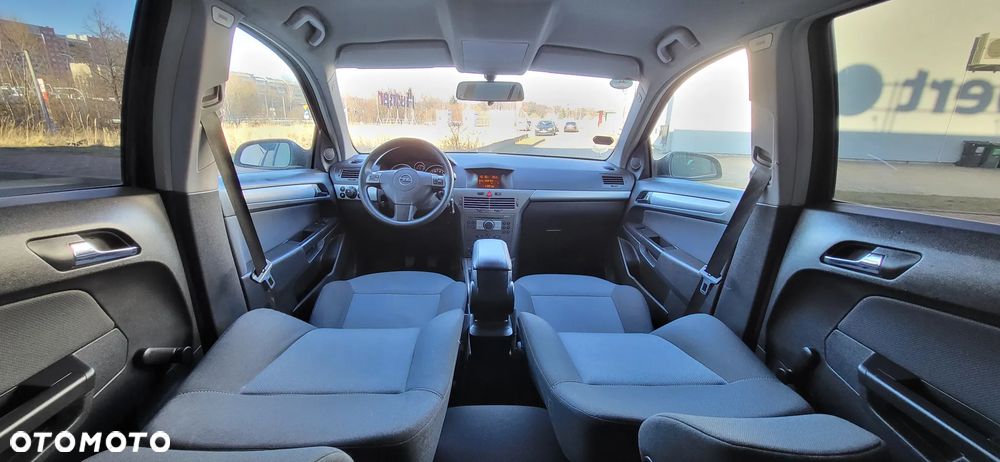Opel Astra 1.6 Easytronic Edition - 19