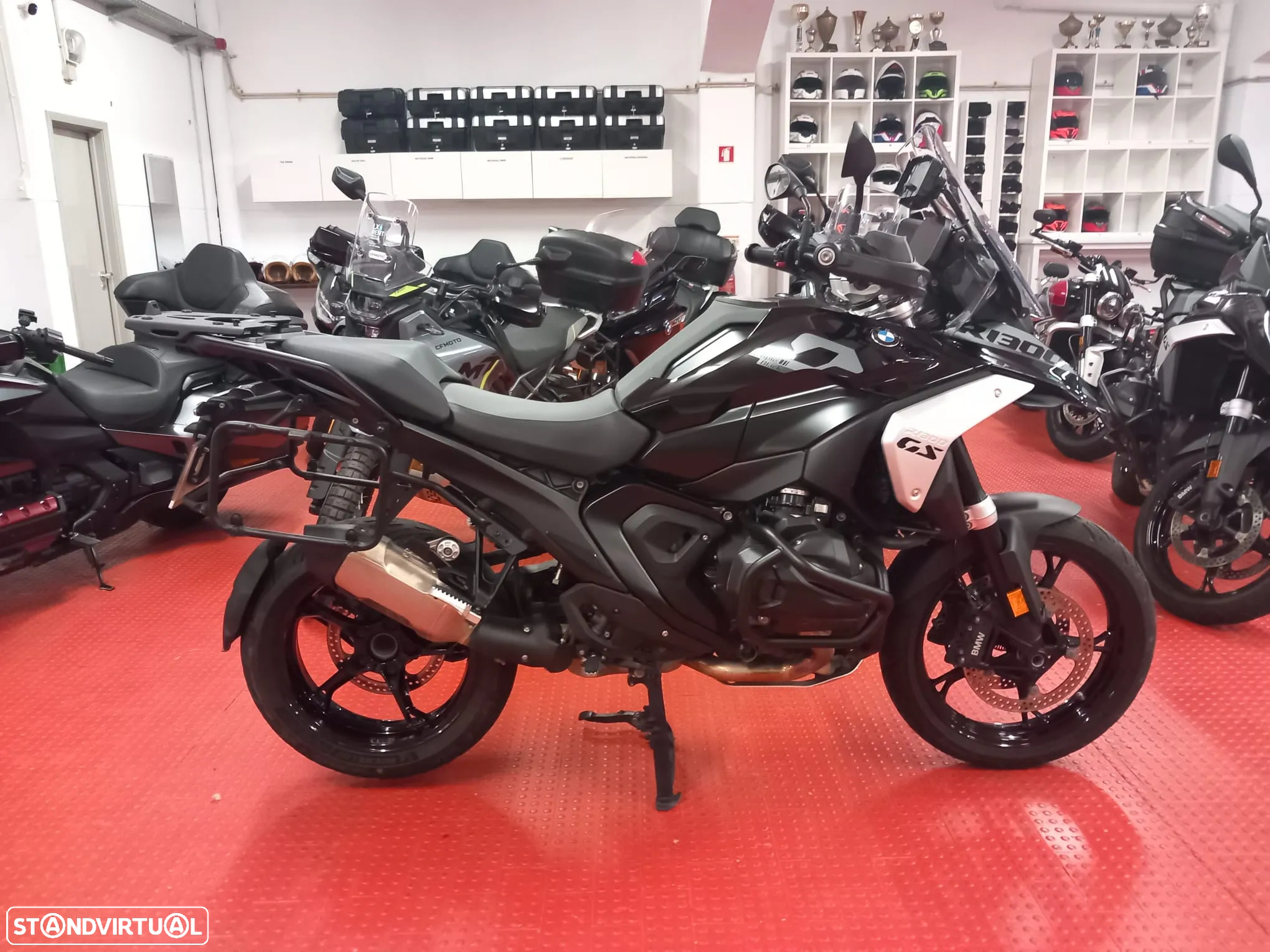 BMW R 1300 GS Triple Black - 2