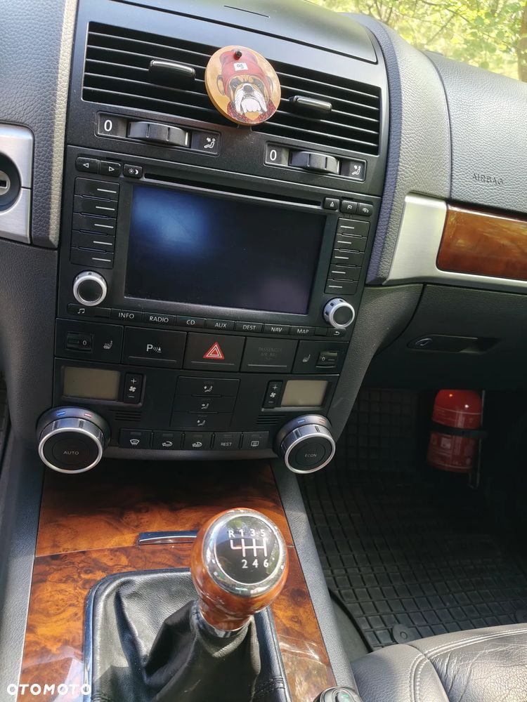 Volkswagen Touareg - 6