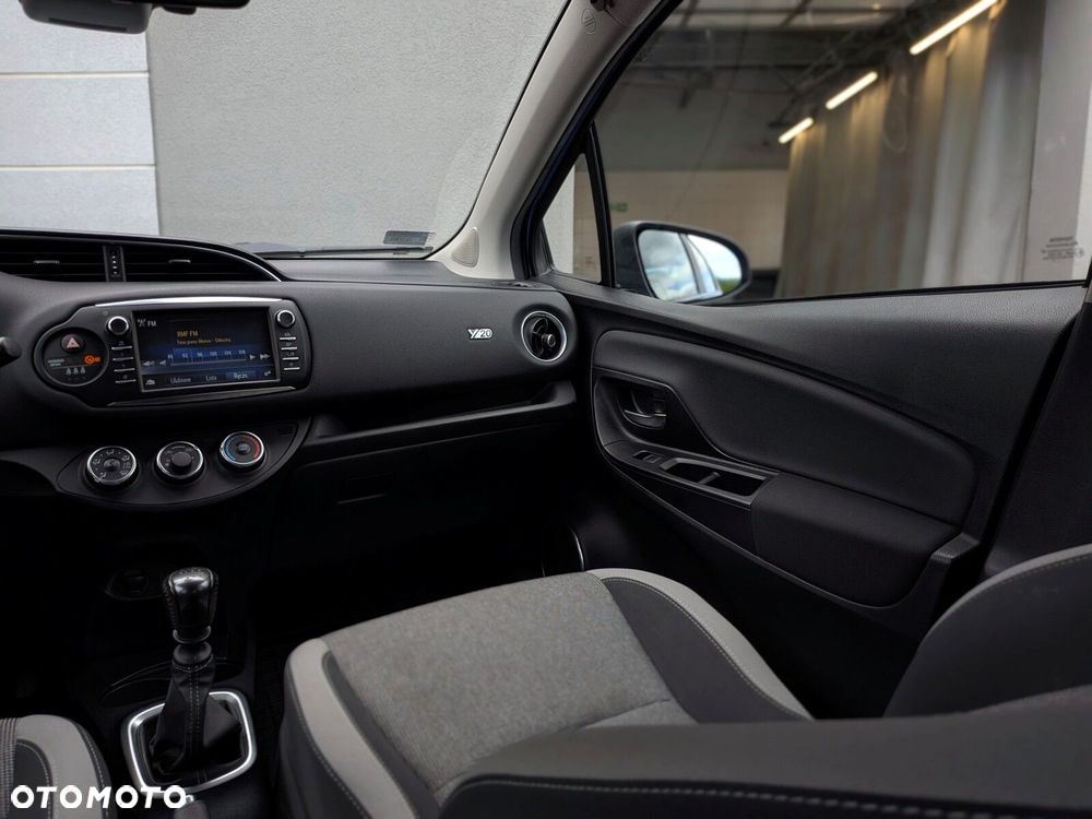 Toyota Yaris 1.5 20th Anniversary - 16