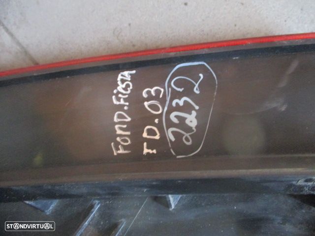 Farol Tras 2S6113N00AD FORD FIESTA 2003 TD VALEO - 1