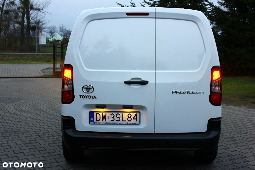 Toyota PROACE CITY BLASZAK 2 OSOBOWY 1.5 D-4D 100KM PEWNE AUTO FV23% - 15