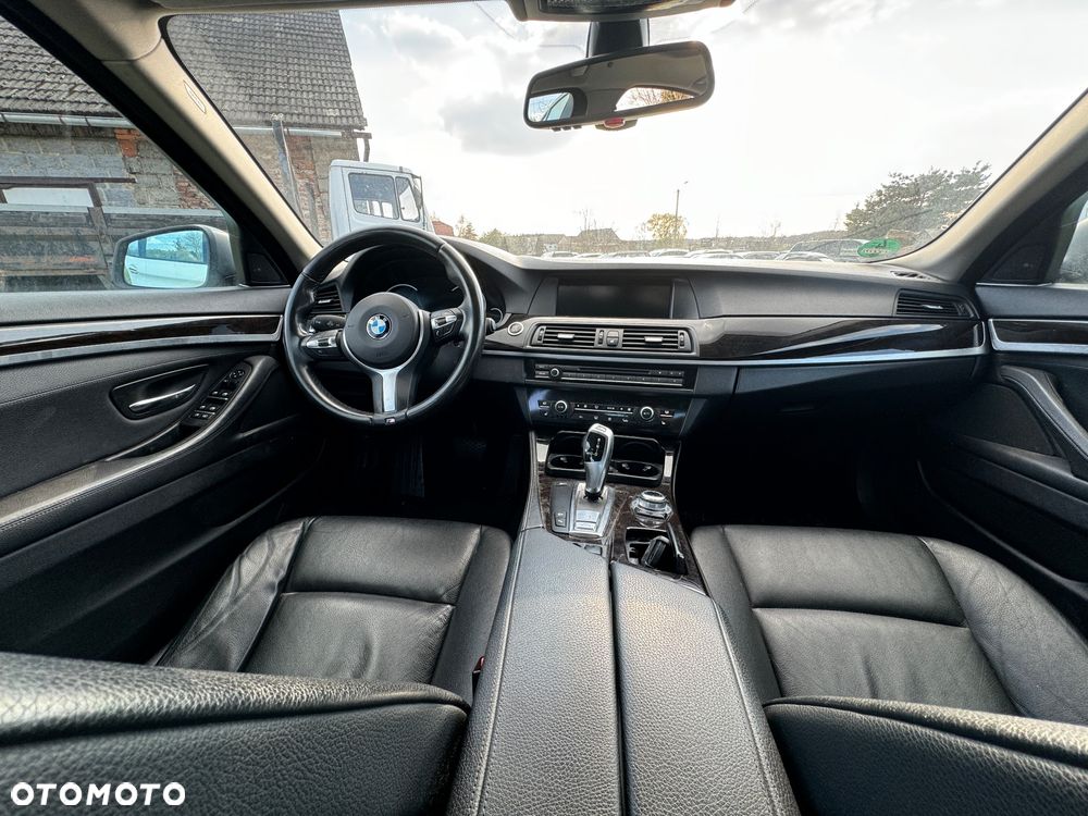 BMW Seria 5 535i xDrive - 10