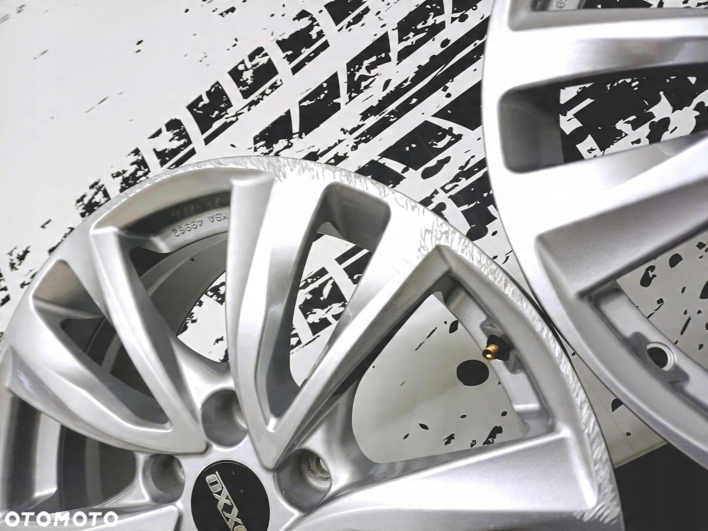 felgi ALU 17 5x114.3 toyota auris yaris cross avensis t270 III - 6
