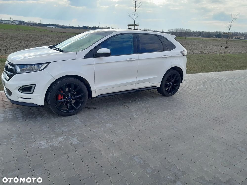 Ford Edge - 1