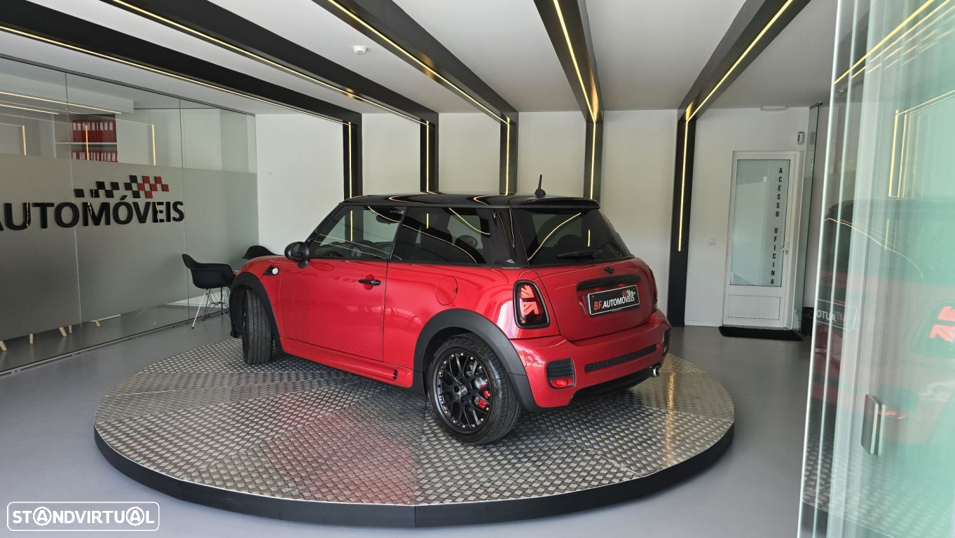 MINI 3 Portas Cooper D - 18