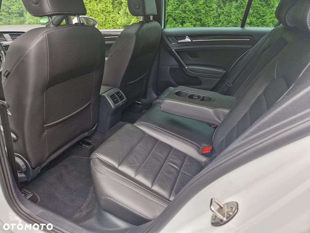 Volkswagen Golf GTD 2.0 TDI SCR DSG - 26