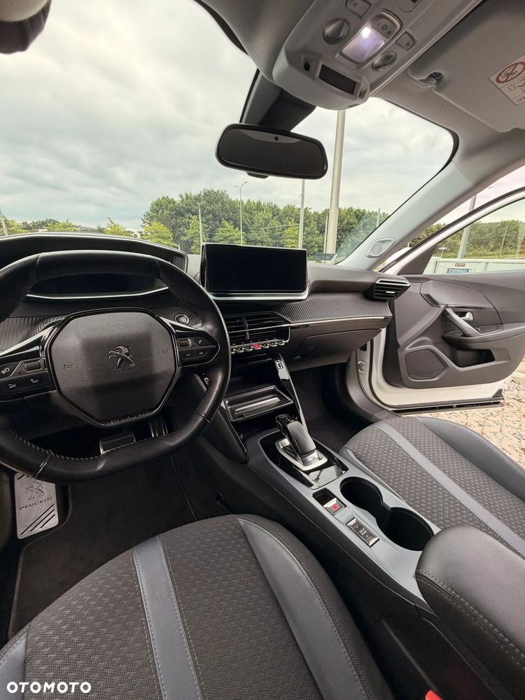 Peugeot 2008 Allure - 8