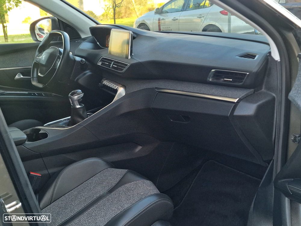 Peugeot 5008 PureTech 130 Stop & Start Allure - 12