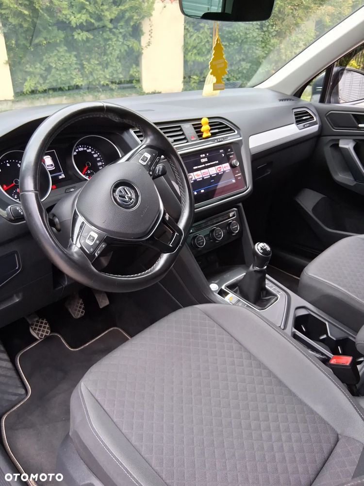 Volkswagen Tiguan 1.5 TSI EVO Comfortline - 5