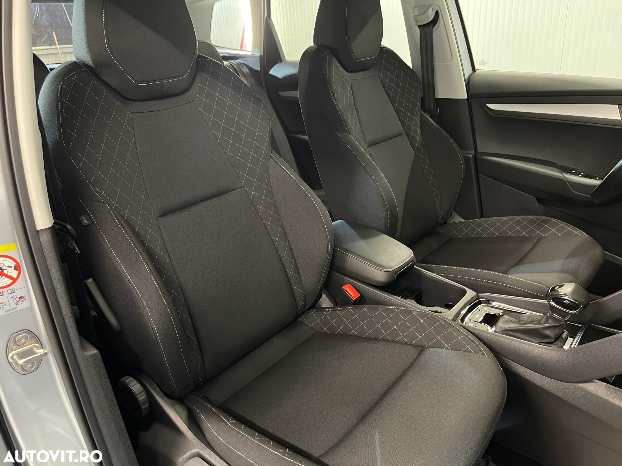 Skoda Karoq 2.0 TDI SCR DSG Style - 9