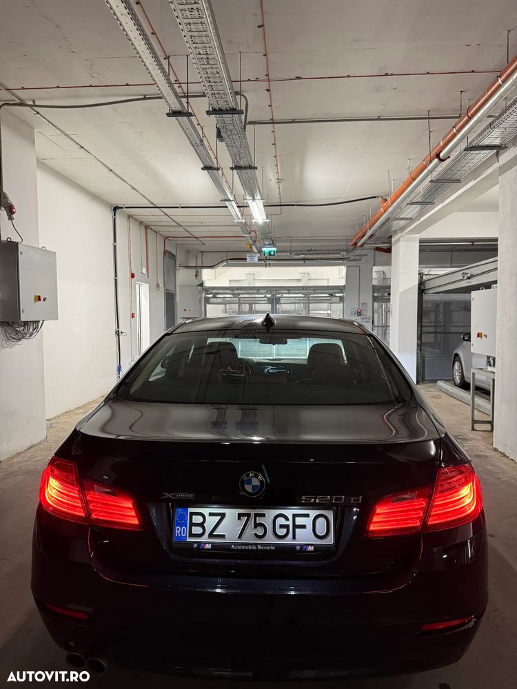 BMW Seria 5 520d xDrive AT - 6