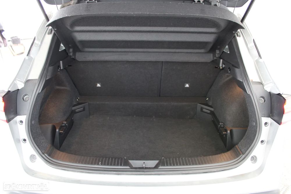 Nissan Qashqai 1.3 DIG-T N-Connecta - 26
