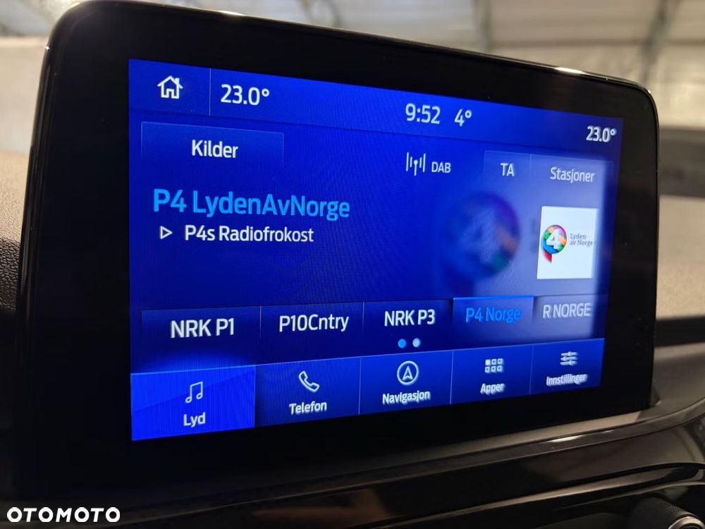 Ford Kuga 2.5 Duratec FHEV 4x4 ST-LINE - 28