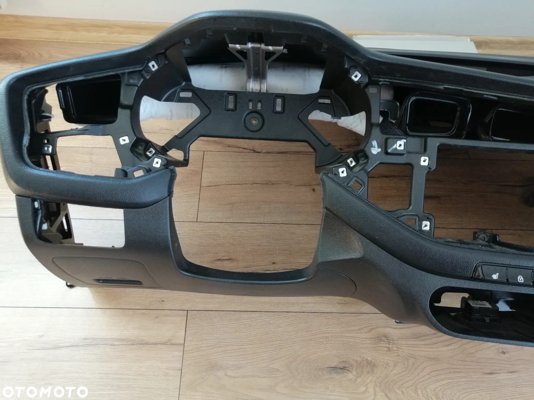 KIA CEED II Deska Orginalna  2 pasy poduszka pasażera - 6