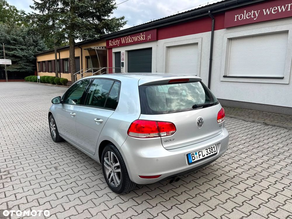 Volkswagen Golf - 21