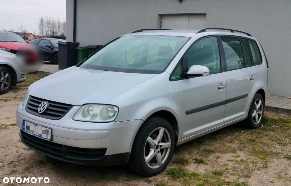 Volkswagen Touran - 2