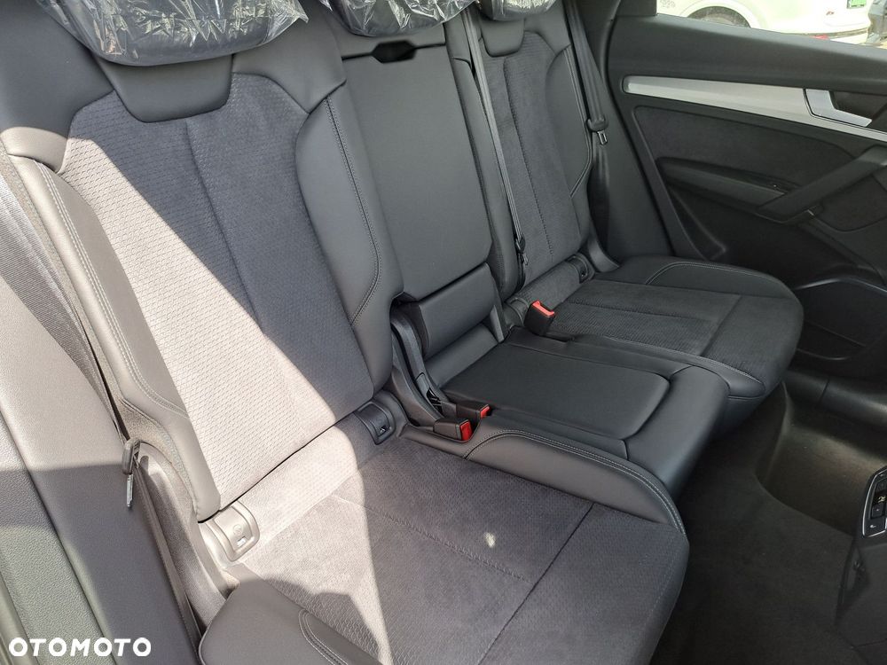 Audi Q5 Sportback - 15