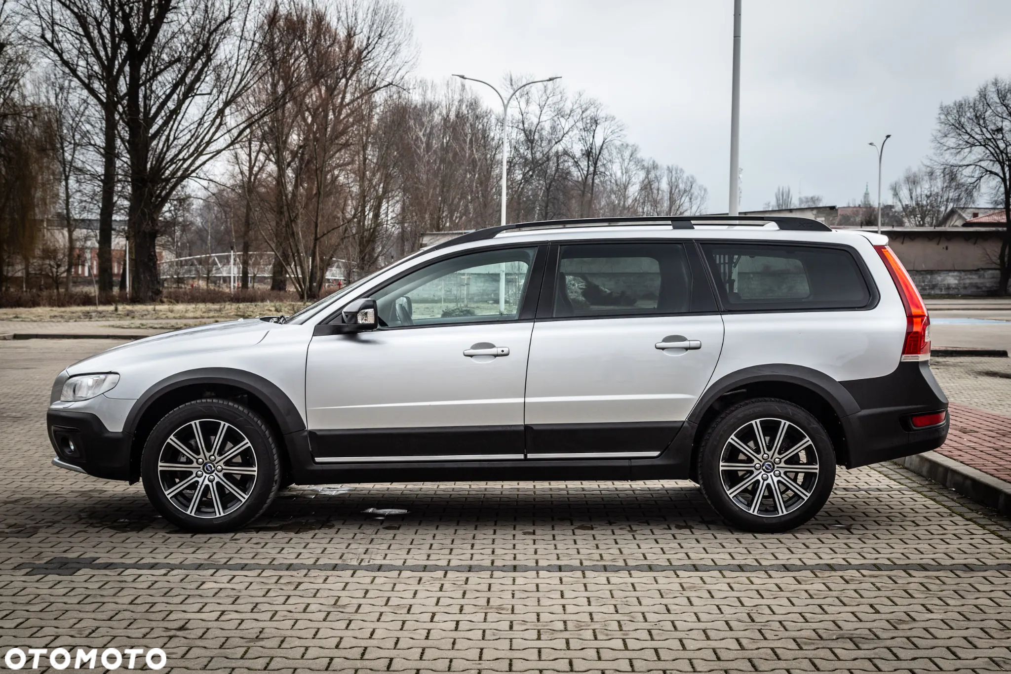 Volvo XC 70 D4 Geartronic Linje Svart - 5