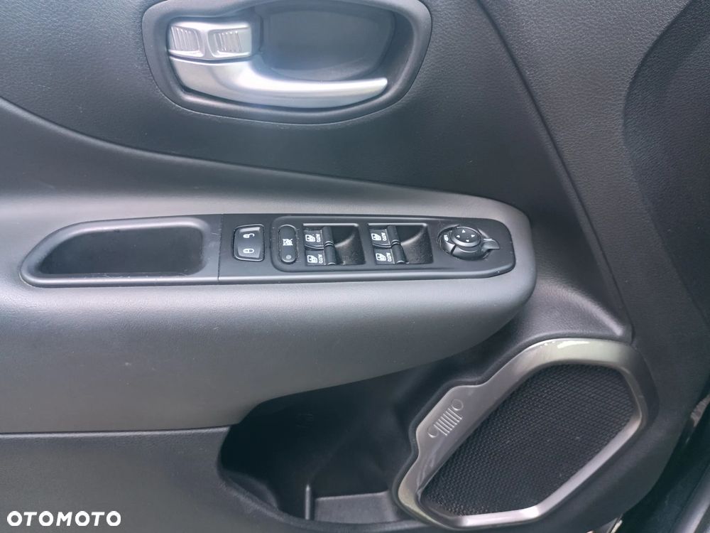 Jeep Renegade 1.0 GSE T3 Turbo Limited FWD S&S - 33